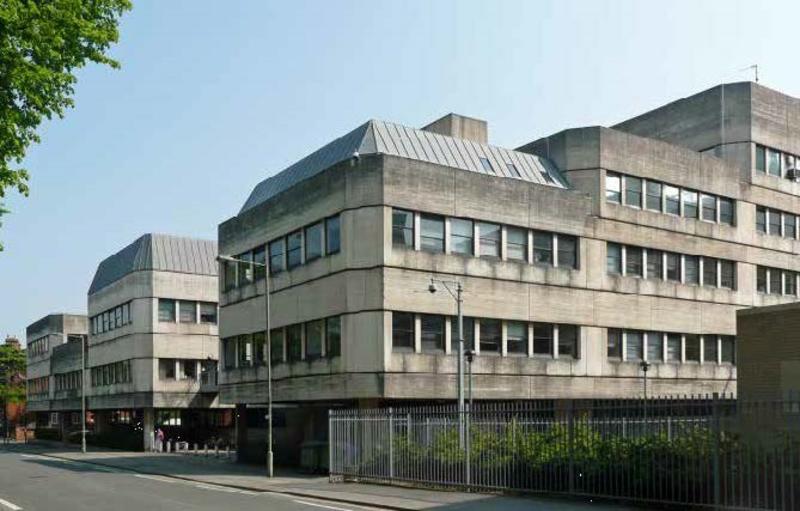 View of the Tinbergen Building from South Parks Road in 2017.